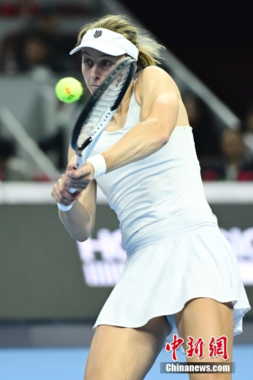 唐佳丽和吴 唐佳丽和吴