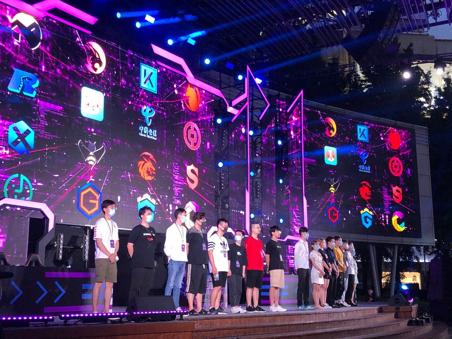 奥利塞在奥 奥利塞在奥