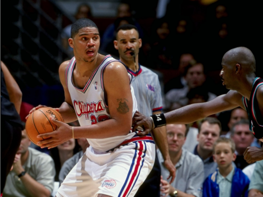 禁区内触球 禁区内触球