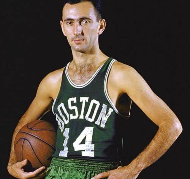 无球跑位上 无球跑位上